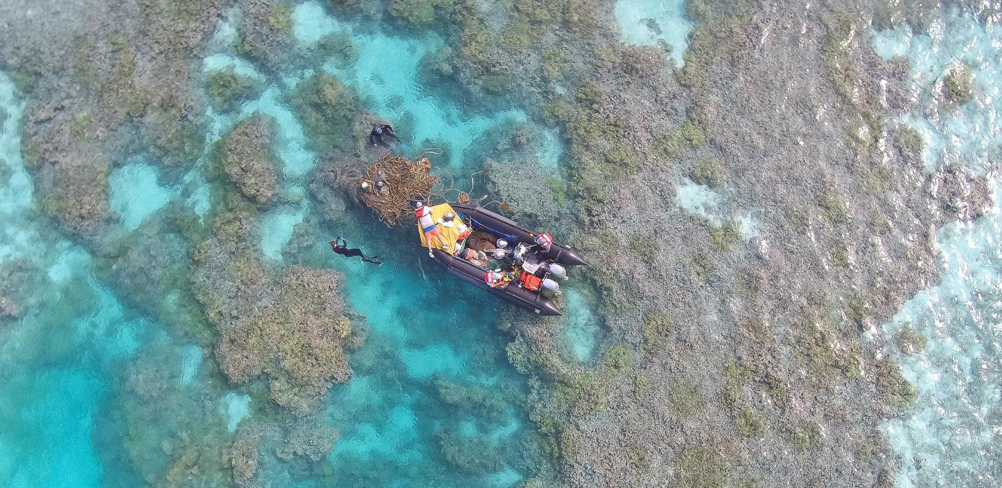 Removing marine debris from Papahānaumokuākea Marine National Monument | Credit: Steven Gnam, JIMAR/NOAA PIFSC